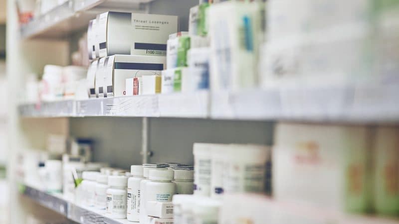 Productos de dermofarmacia y dietética de la farmacia en Monforte de Lemos